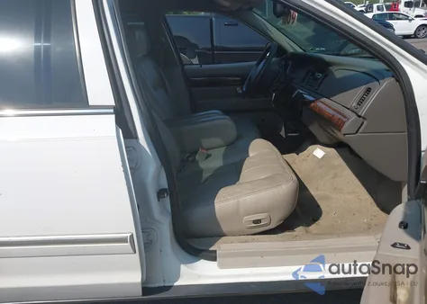 2008 Mercury Grand Marquis Ls from USA, damaged, VIN 2MEHM75V68X630217